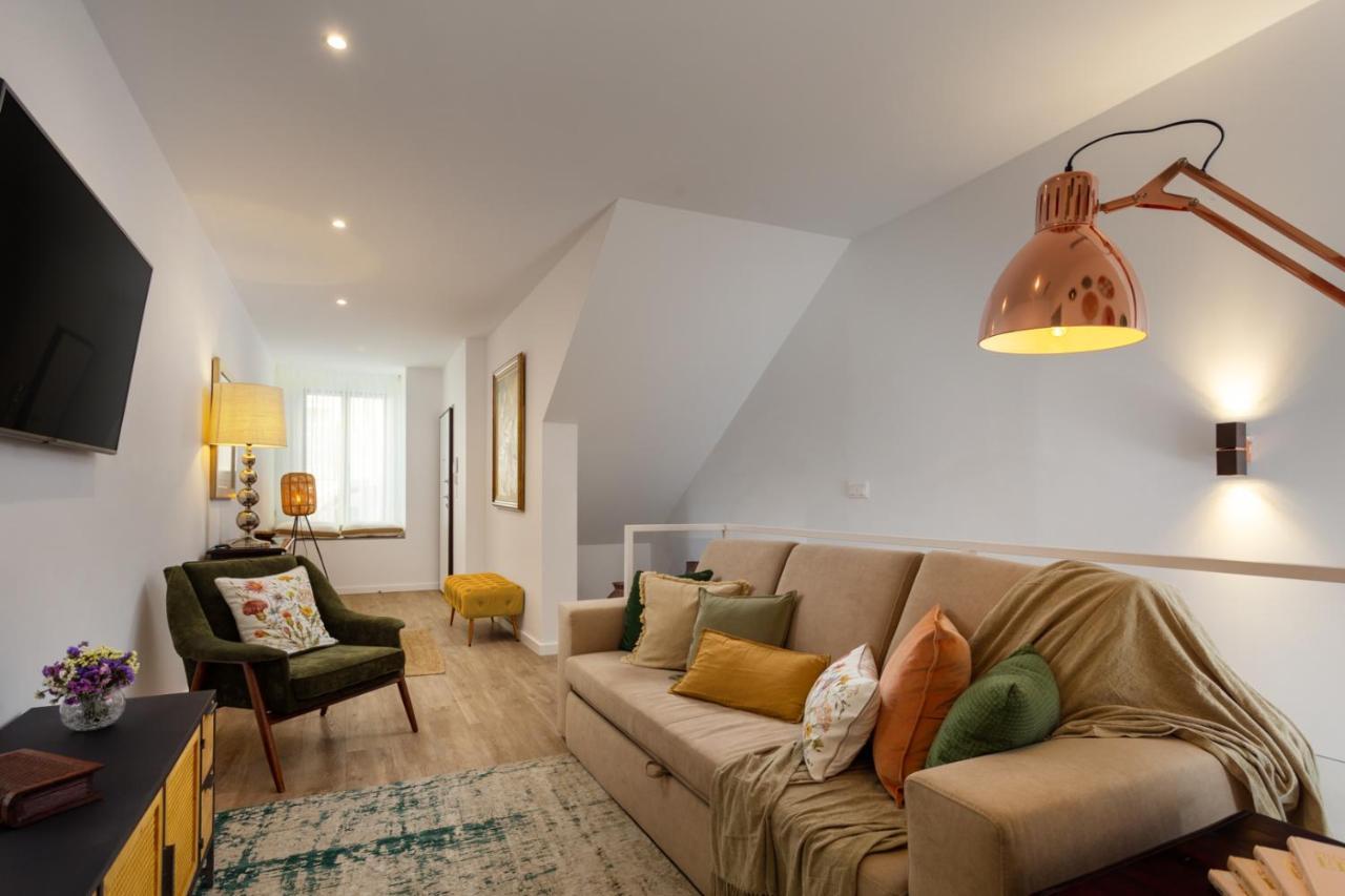 Stupendo- Two Rooms, Patio With Refreshing Pond-Center-Air Conditioning-Free Park Lisboa Kültér fotó