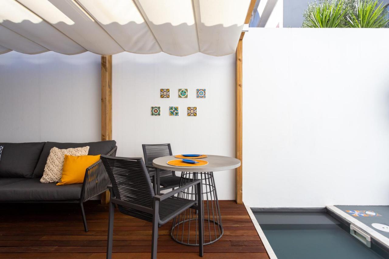 Stupendo- Two Rooms, Patio With Refreshing Pond-Center-Air Conditioning-Free Park Lisboa Kültér fotó