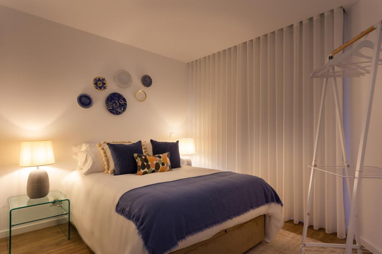 Stupendo- Two Rooms, Patio With Refreshing Pond-Center-Air Conditioning-Free Park Lisboa Kültér fotó