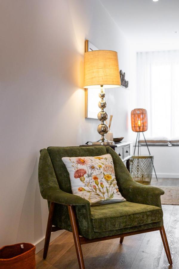 Stupendo- Two Rooms, Patio With Refreshing Pond-Center-Air Conditioning-Free Park Lisboa Kültér fotó